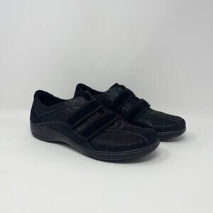 Clarks Cora Azalia Ultimate Comfort‎ Sneakers Womens 10 Black Leather Hook Loop